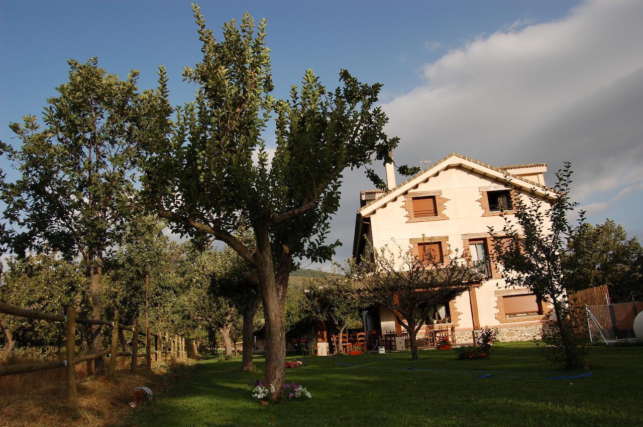 La Galamperna Hotel Nava del Barco Bagian luar foto
